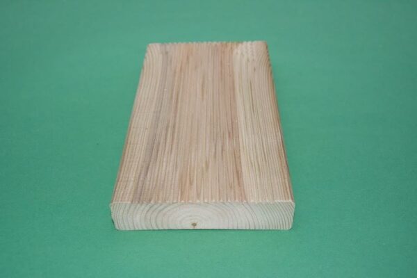 Immutatud terrassilaud 28x120 roheline rihveldatud