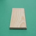 Puidust uksepiirdeliist 10x70mm mänd